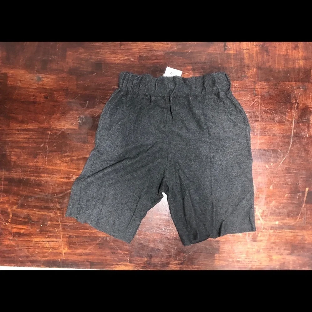 Gray Cotton shorts sz Various
